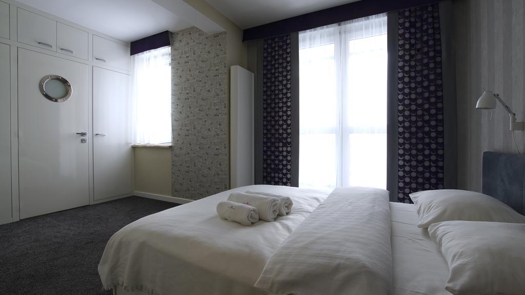 Senator Warsaw Apartments 外观 照片